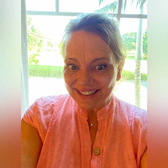 Meet your Posher, Elle - Picture 8 of 8